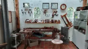 Exponate aus dem Stadtmusem der Geschichte der Stadt Bredstedt mit dem Schwerpunkt alter Handwerksberufe.