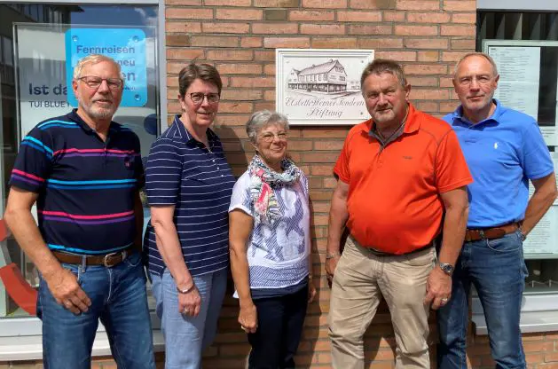 neuer_Seniorenbeirat_2022_Bild_Nr_2 Bild des neuen Vorstand des Bredstedter Seniorenbeirats